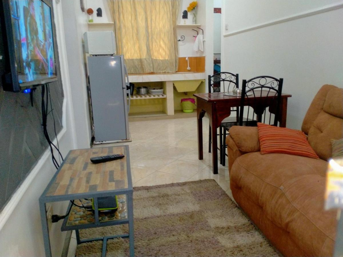 Babajay Family Home Дар ес Саалам Екстериор снимка