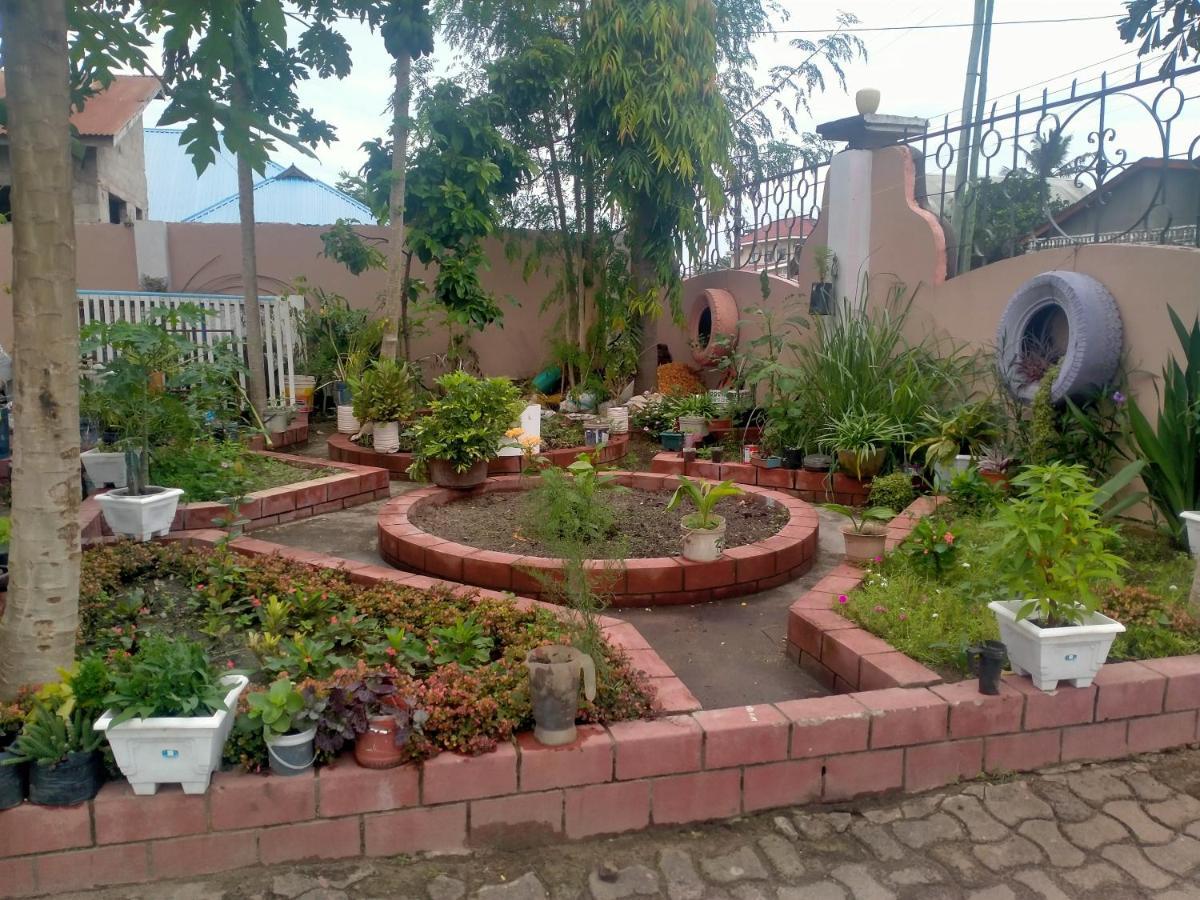 Babajay Family Home Дар ес Саалам Екстериор снимка
