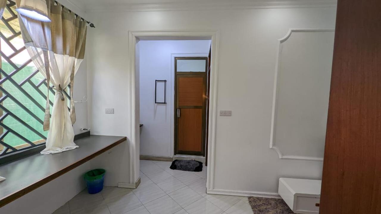 Babajay Family Home Дар ес Саалам Екстериор снимка