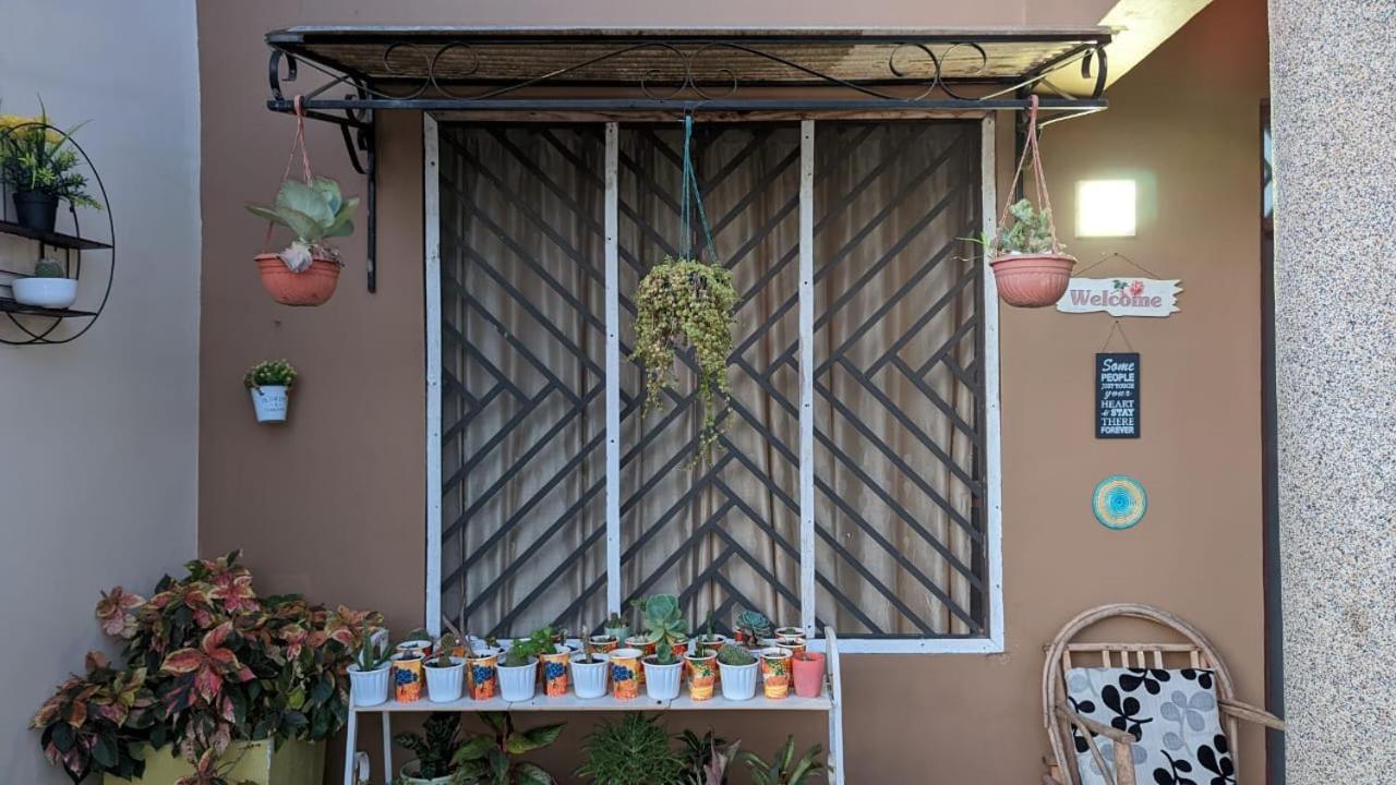 Babajay Family Home Дар ес Саалам Екстериор снимка