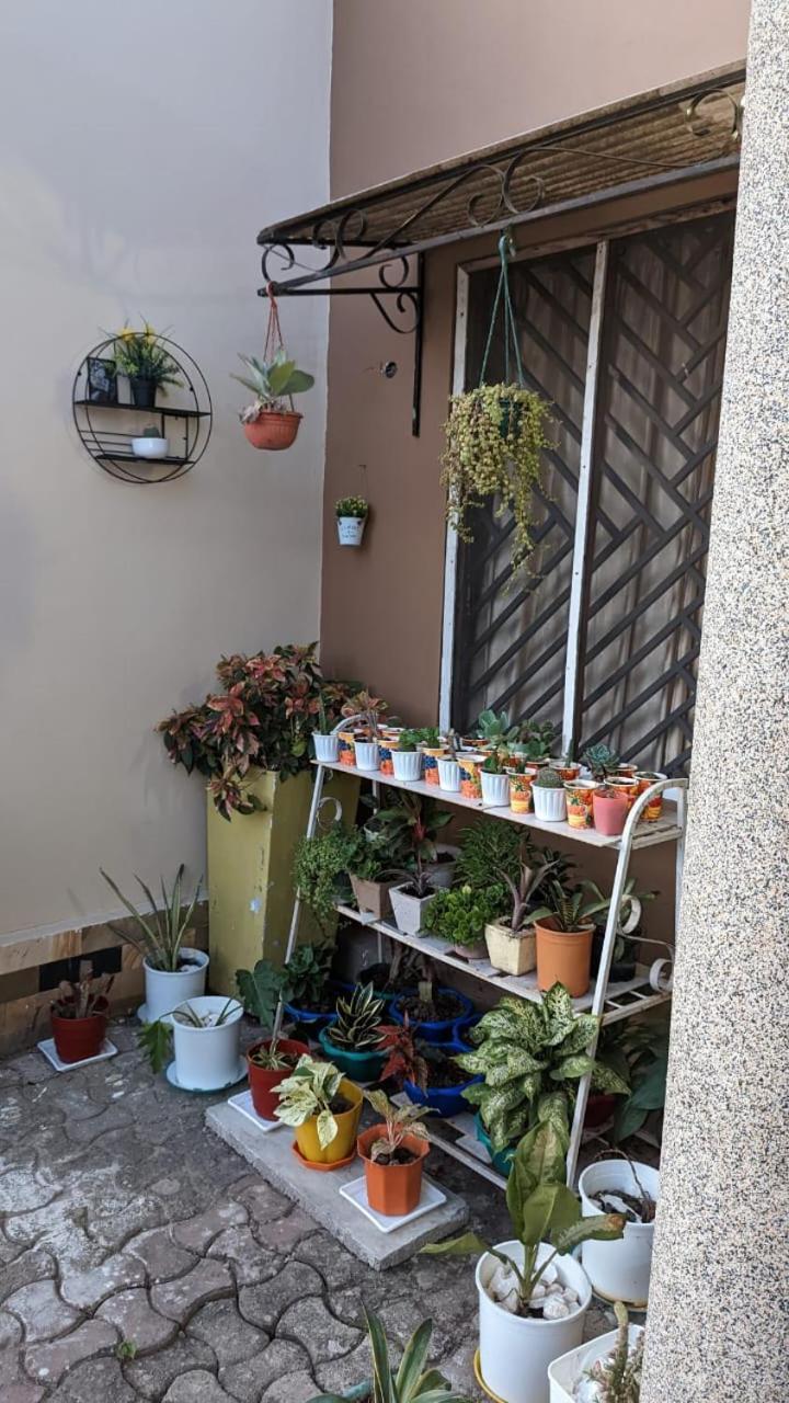 Babajay Family Home Дар ес Саалам Екстериор снимка