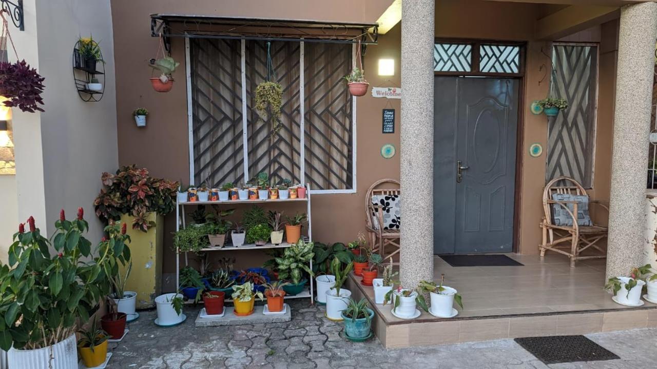 Babajay Family Home Дар ес Саалам Екстериор снимка
